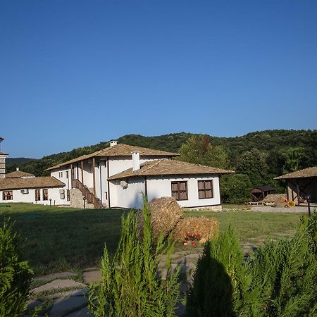 فندق Ethnocomplex Krivini المظهر الخارجي الصورة