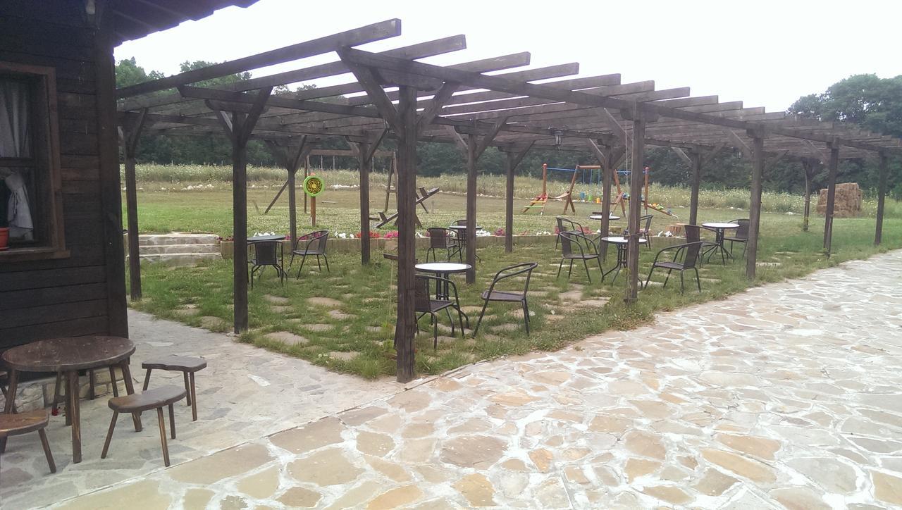 فندق Ethnocomplex Krivini المظهر الخارجي الصورة