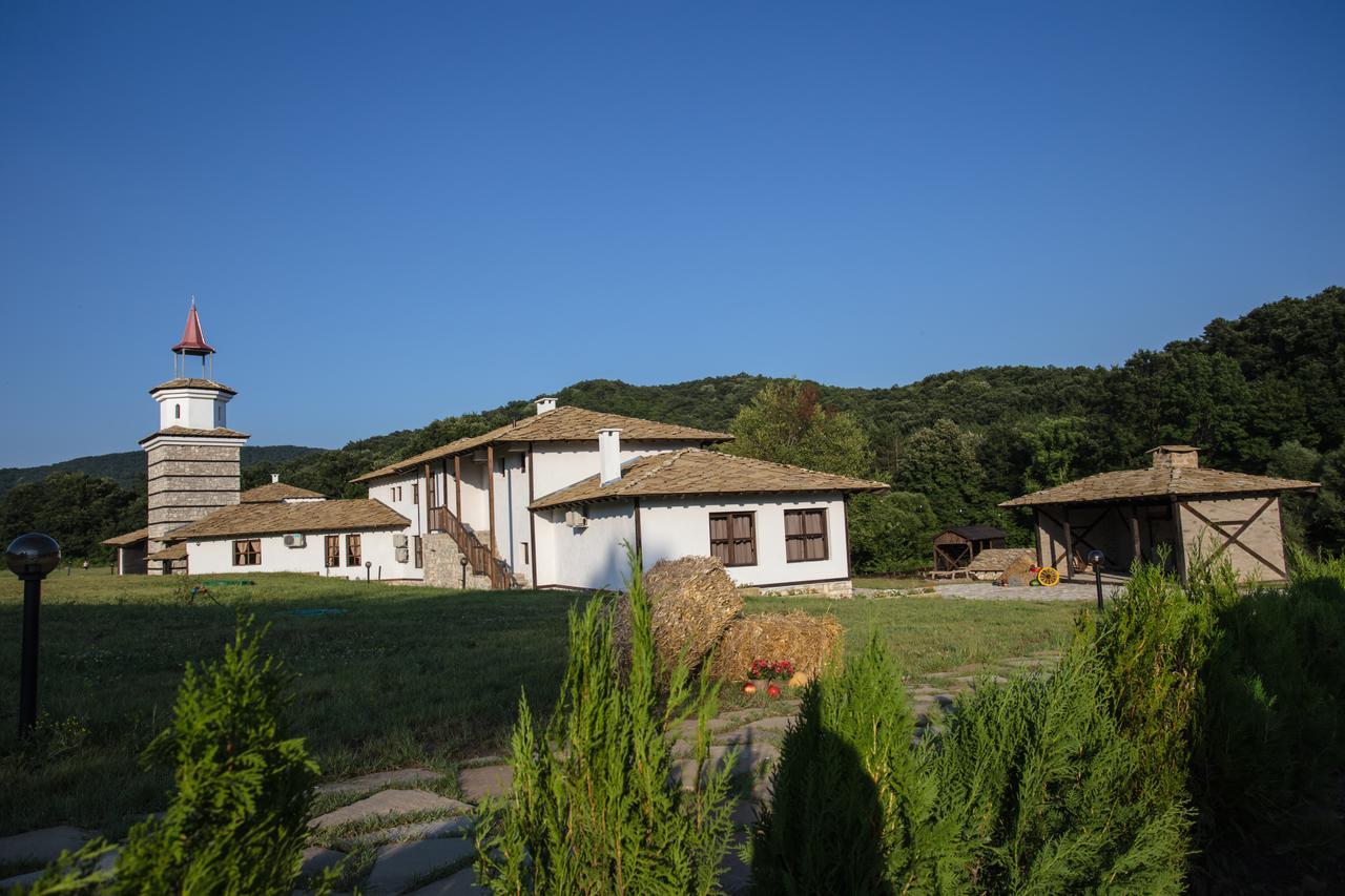 فندق Ethnocomplex Krivini المظهر الخارجي الصورة