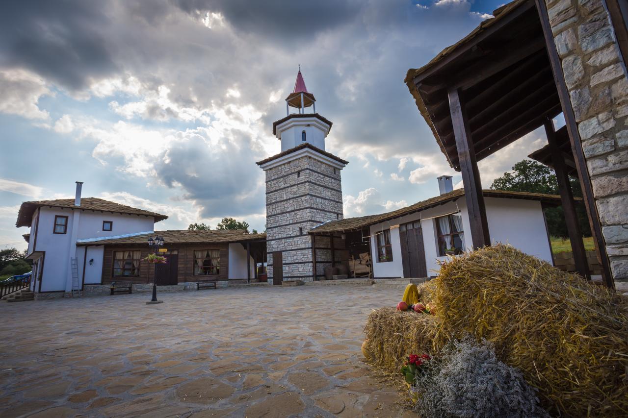 فندق Ethnocomplex Krivini المظهر الخارجي الصورة
